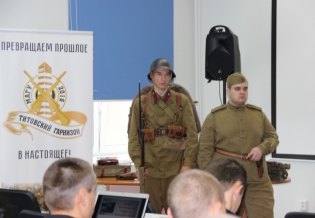 В библиотеке состоялся  День информации «Великая Отечественная война на Кольском Севере»